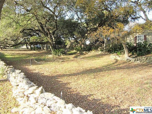 5th image of 2417 Robinhood Ln