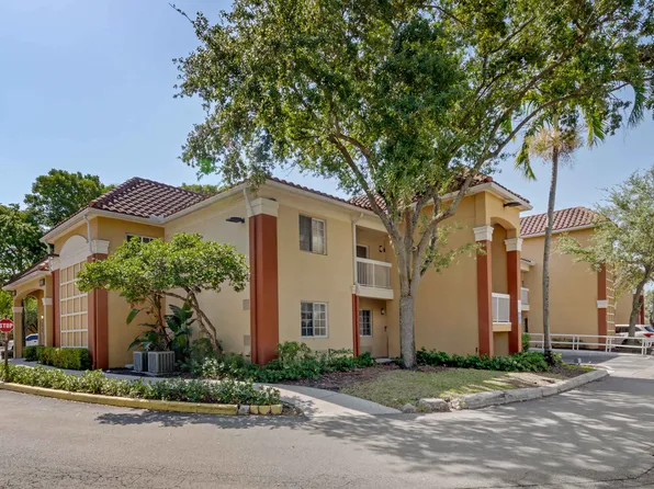 Miami - Airport - Doral, 8720 NW 33rd St, Miami, FL 33172