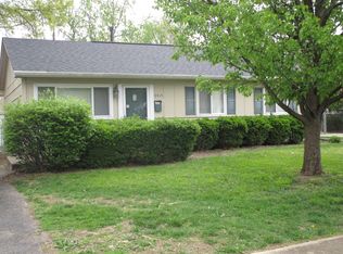 3415 Emerald Dr, Jeffersontown, KY 40299