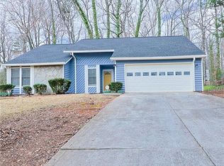 5252 Biffle Rd, Stone Mountain, GA 30088
