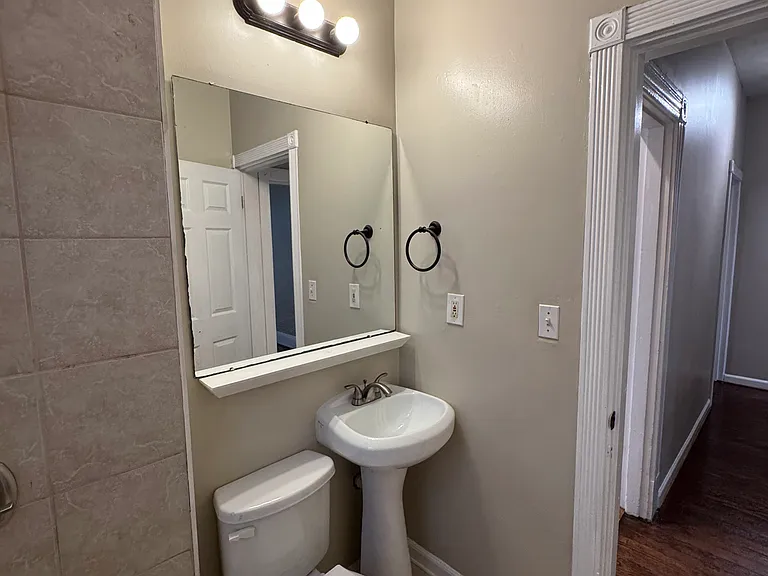 2919 Virginia Ave — Photo 10