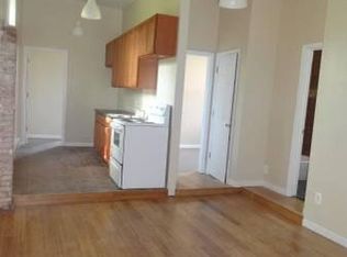126 E Herman St, Philadelphia, PA