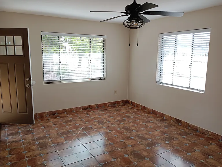 930 N 7th Ave #B — Photo 14