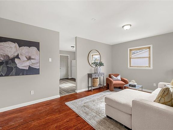 5th image of 2307 Kersey St