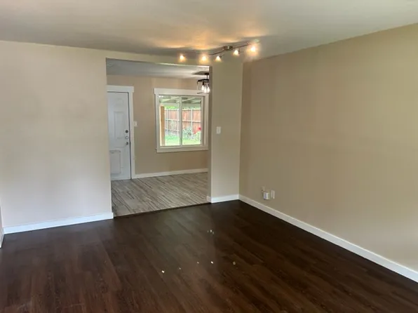 13739 Sundown Trl, Farmers Branch, TX 75234