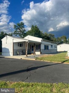 1034 Alexander Spring Rd, Carlisle, PA, 17015