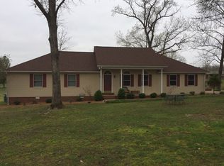 920 County Home Rd, Paris, TN 38242