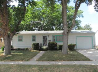 946 S 28th St, Fort Dodge, IA 50501