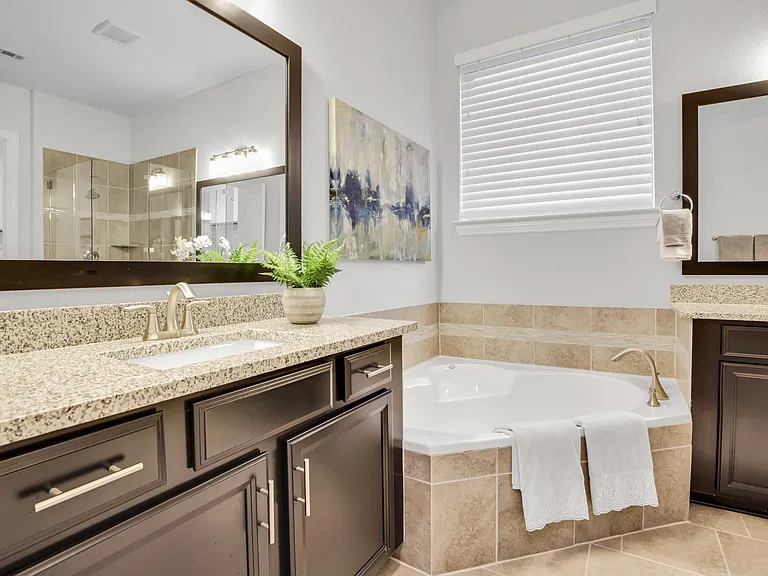 724 Orleans Dr — Photo 31