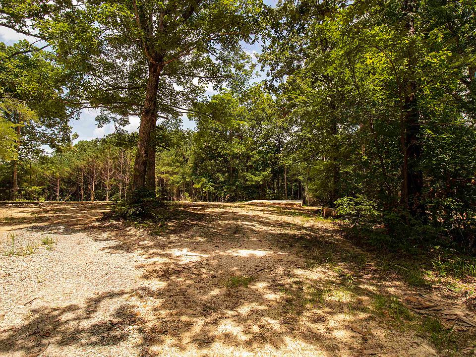 1st image of 441 Roberts Rd