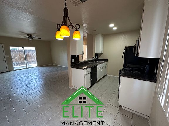 4th image of 129 W Oak St APT 1