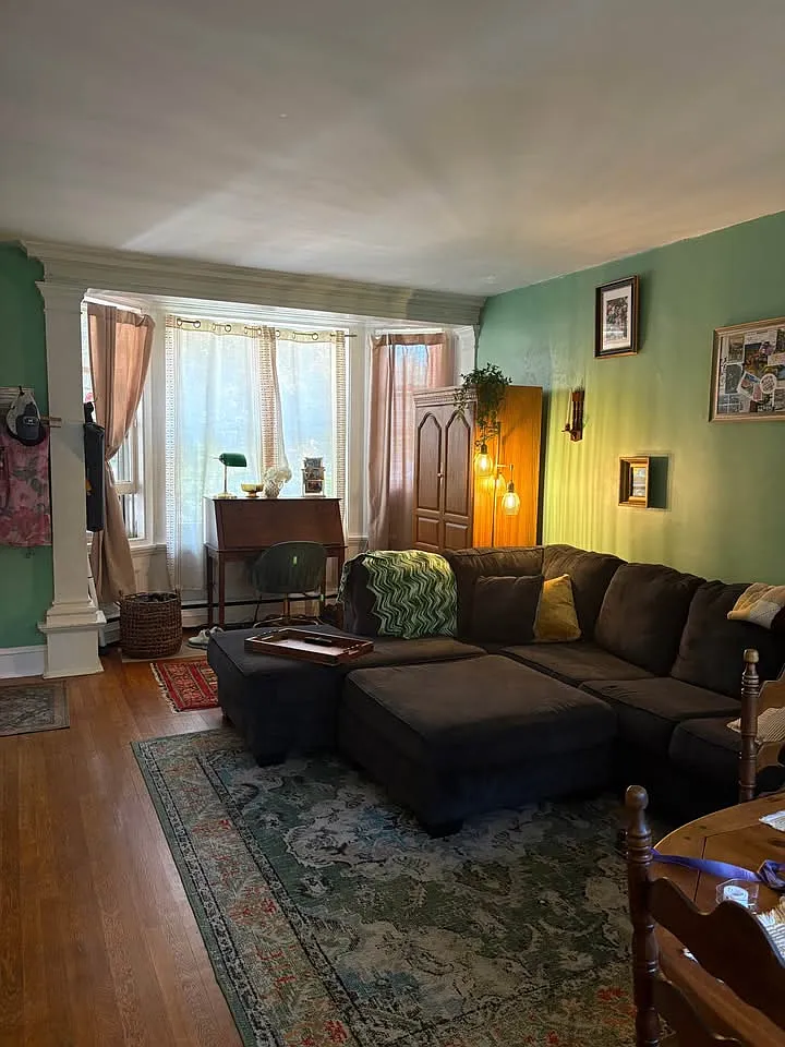 2 bed, 1100 sqft, $2,295 — Photo 3