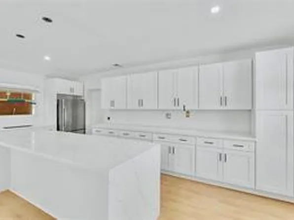 2206 SE 14th Street, Pompano Beach, FL 33062