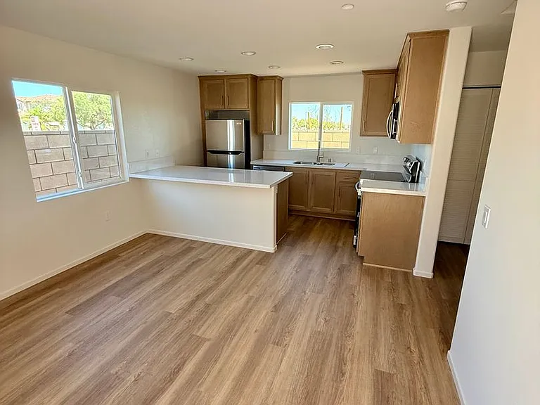11702 Two Sebastian Rd — Photo 3