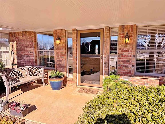 4th image of 16 NW Eagle Mountain Rd