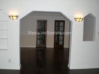 Building Photo - 1609 Ellsmere Ave