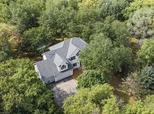 8753 Ridge Crest Dr NW, Rochester, MN 55901