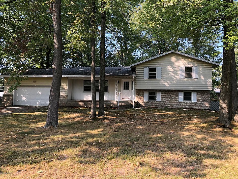 1st image of 1308 Clayton Ave