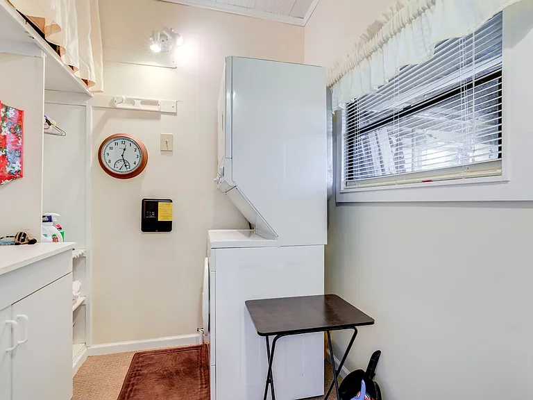 Laundry Room Cabinet