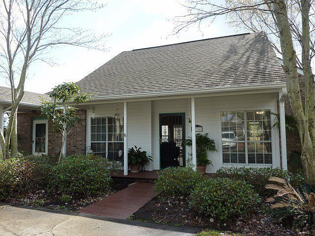 2nd image of 17744 Azalea Lakes Ave
