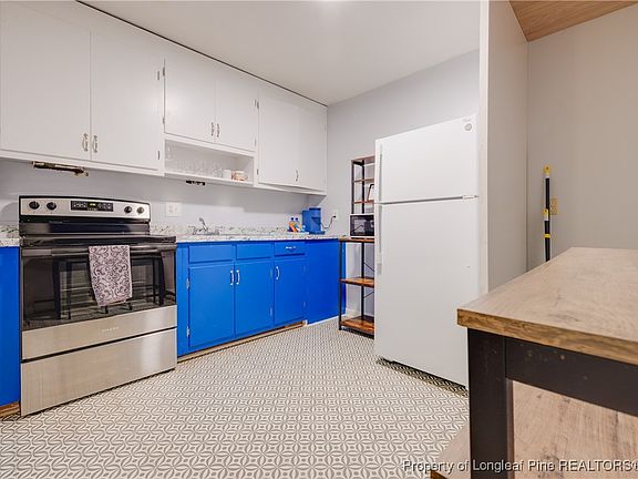 3rd image of 6387 Bingham Pl