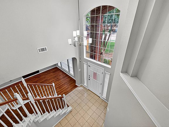 4th image of 7411 Pacific Ridge Ct