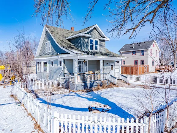 214 Playhouse St W, Cologne, MN 55322