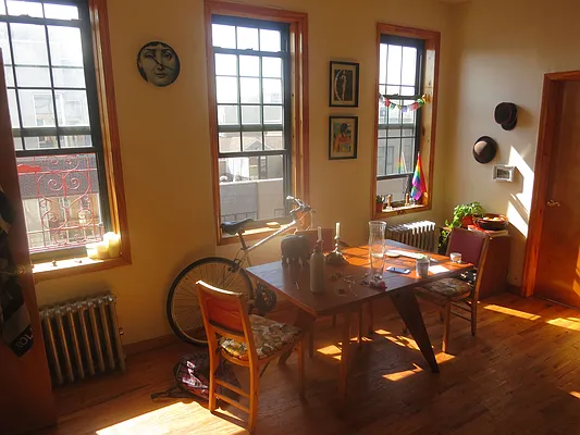 Rented by Nooklyn NYC LLC | media 22