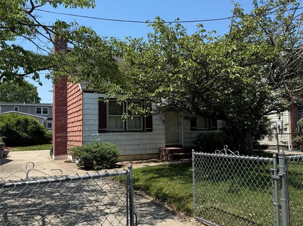 288 Semton Boulevard, Franklin Square, NY 11010