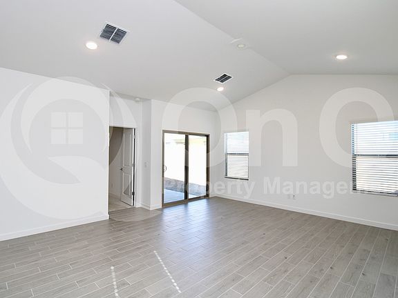 4th image of 7869 N 80th Ave