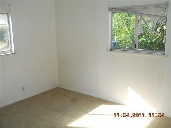 4th image of 1524 Frienza Ave