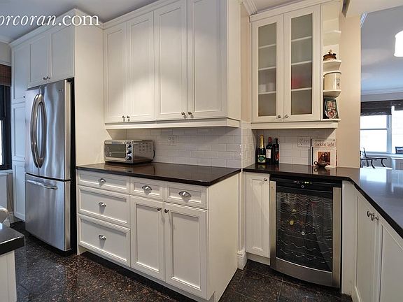 2nd image of 50 Sutton Pl S APT 10H