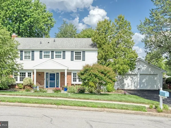 13120 Pavilion Ln, Fairfax, VA 22033