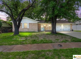 706 N 23rd St, Copperas Cove, TX 76522