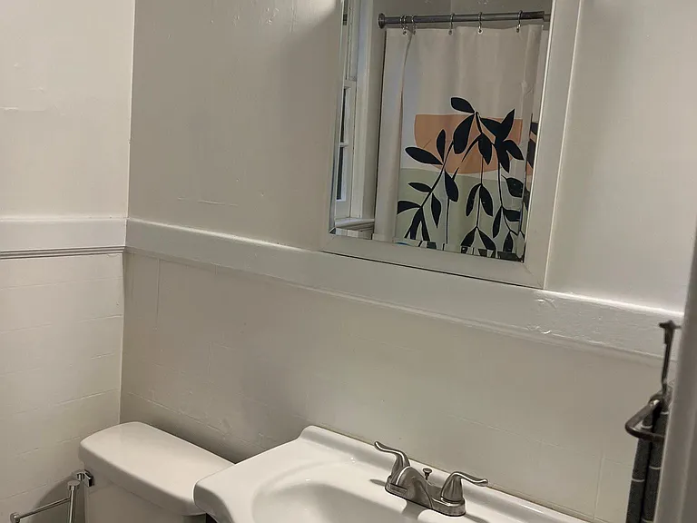 27 Huron Ave #A — Photo 8