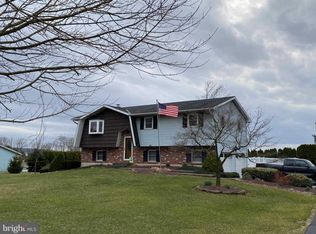 778 Topton Rd, Kutztown, PA 19530