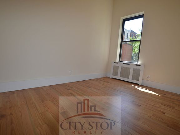 4th image of 8 W 75th St APT 2