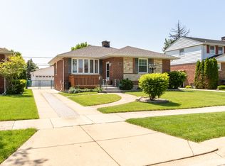 10303 Dickens St, Westchester, IL 60154