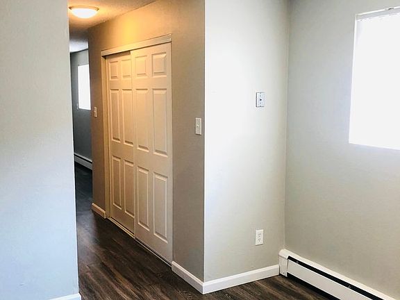 4th image of 502 W Prentice Ave #0B-1Ba-410Sqft