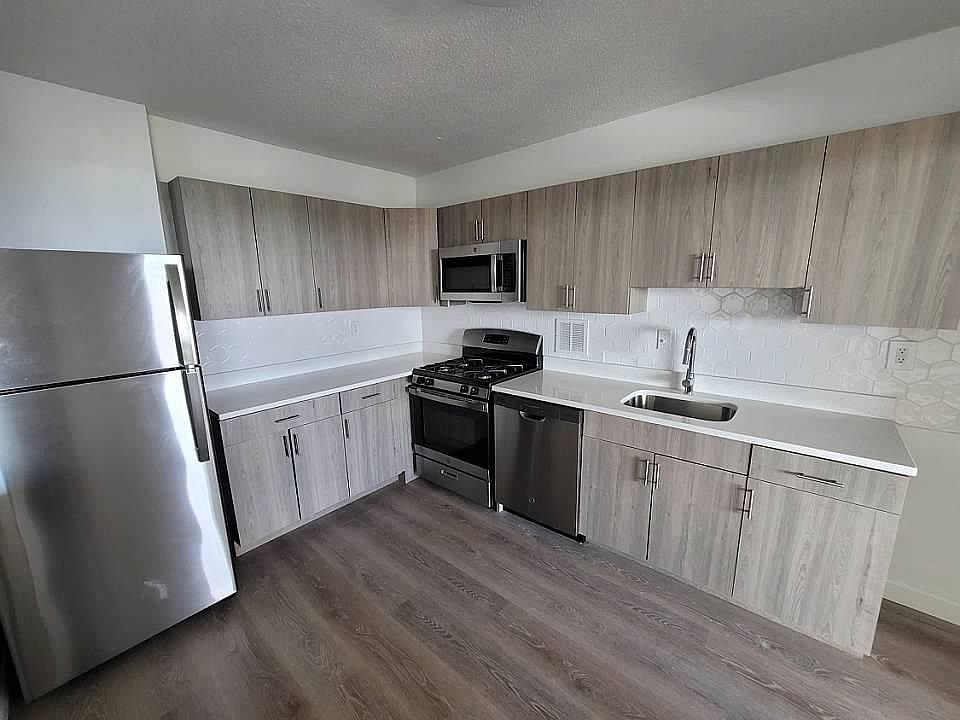 5597 Seminary Rd, Falls Church, VA 22041 Zillow