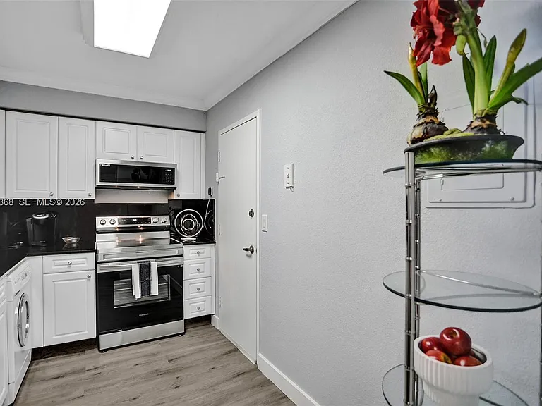 2501 S Ocean Dr #302 — Photo 13