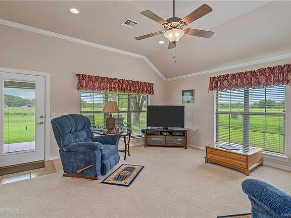 4th image of 216 Rachel Ln