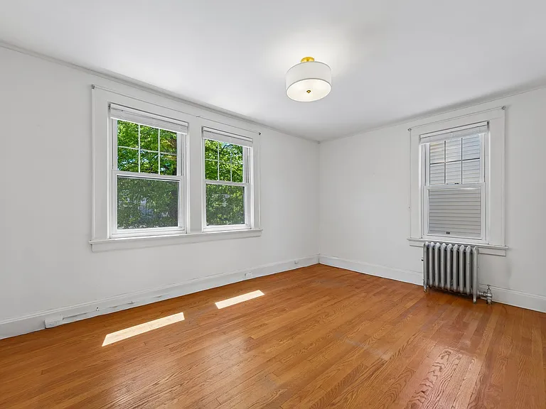 26 Lafayette Ave — Photo 9