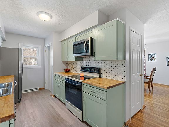 5th image of 2814 Hillside Ct