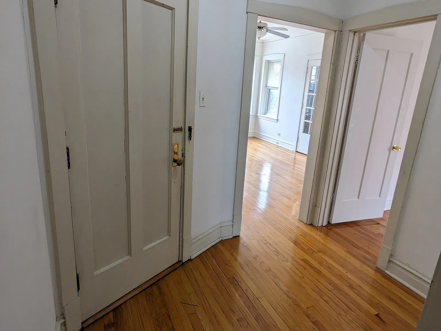 6777 N Olmsted Ave — Photo 4
