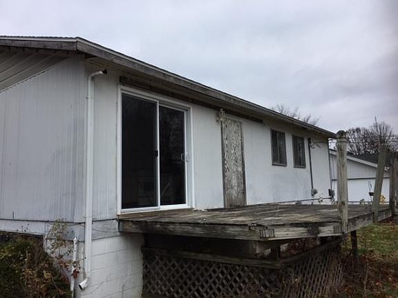 2nd image of 313 Essex Ave