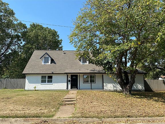 2nd image of 6300 Royal Oaks Dr