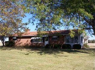 3700 Quaker Trace Rd, West Alexandria, OH 45381