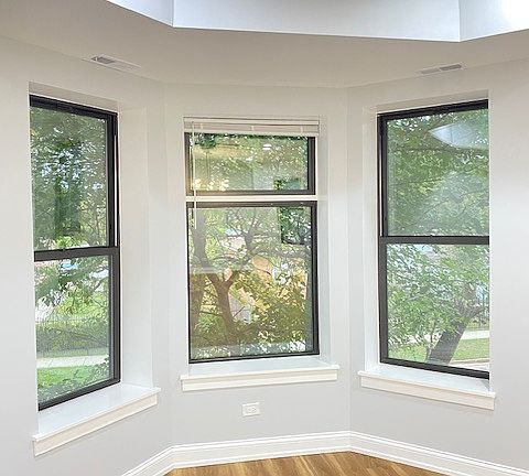 Living Room Bay Windows