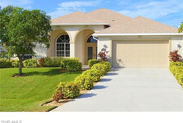1st image of 4338 SW 25th Pl